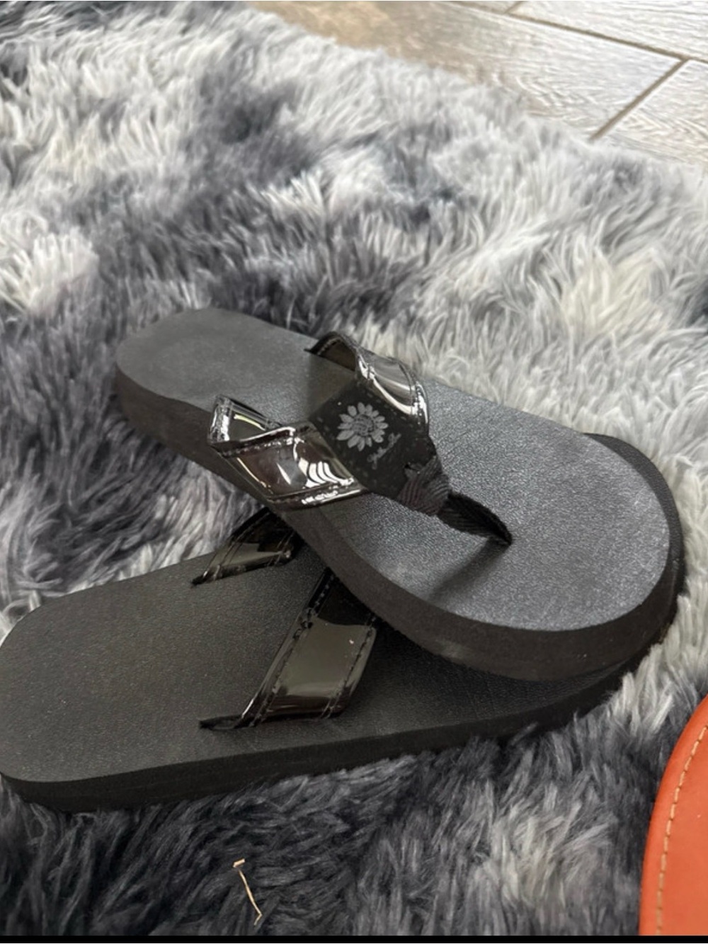 Black Yellowbox size 7 NEW sandal